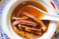 何香猪肚汤,传统药膳，养胃滋补的佳品